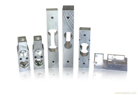CNC and Machined Parts fábrica