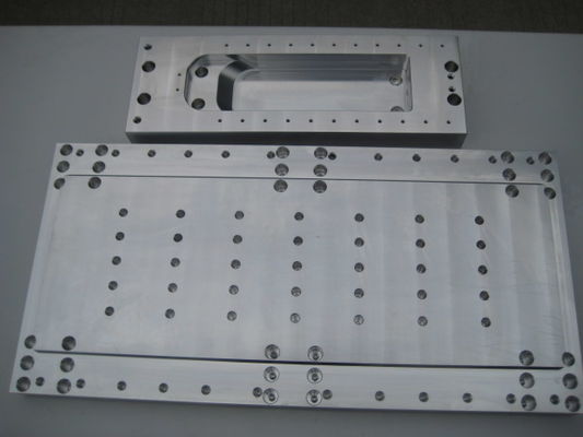 CNC and Machined Parts fábrica