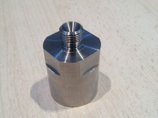 China High Precision Mechanical CNC Machining Parts with Broaching , Drilling , Milling/China supplier