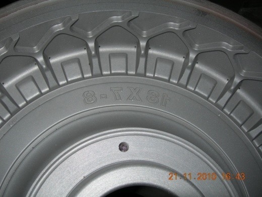 EDM Work Tyre Mould 35 # Forging Steel With CNC Engraving For ATV Tires